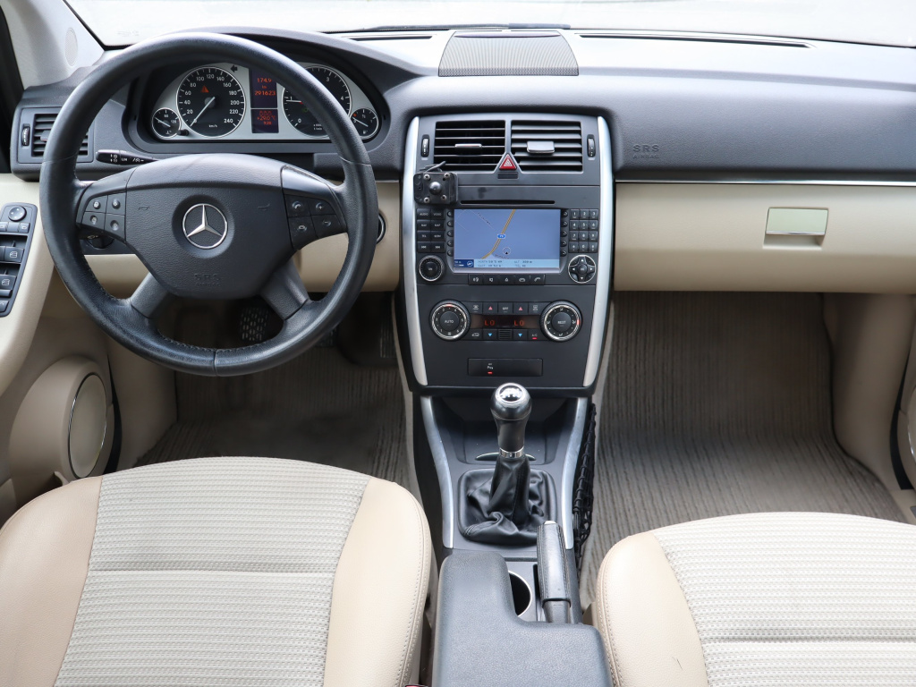 Mercedes-Benz B