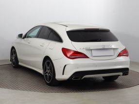 Mercedes-Benz CLA - 2015
