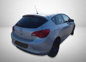 Opel Astra - 2015