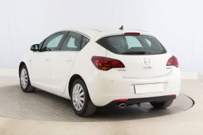 Opel Astra - 2009