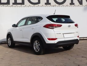 Hyundai Tucson - 2015