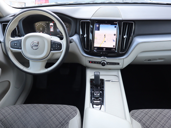 Volvo XC60 B4 AWD
