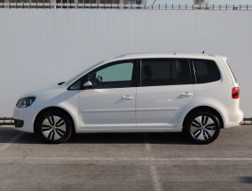 Volkswagen Touran - 2011