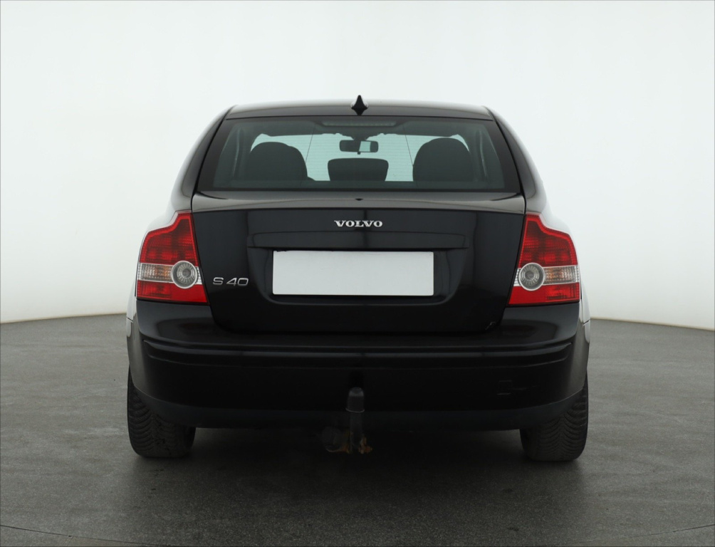 Volvo S40