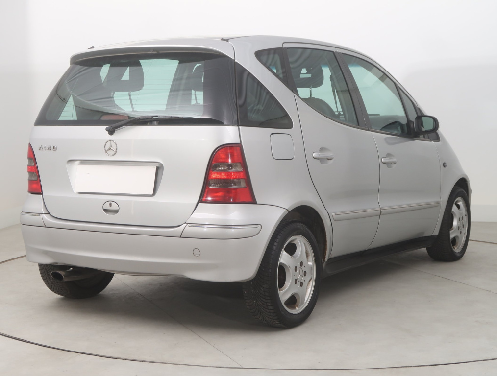 Mercedes-Benz A