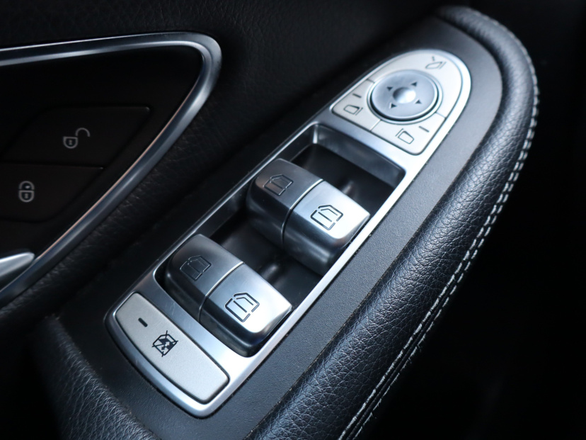 Mercedes-Benz GLC, 2015