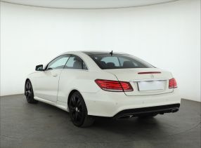 Mercedes-Benz E - 2014