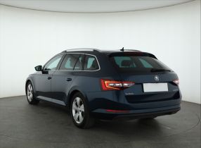 Škoda Superb - 2016
