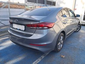 Hyundai Elantra - 2016