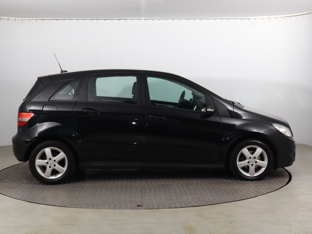 Mercedes-Benz B