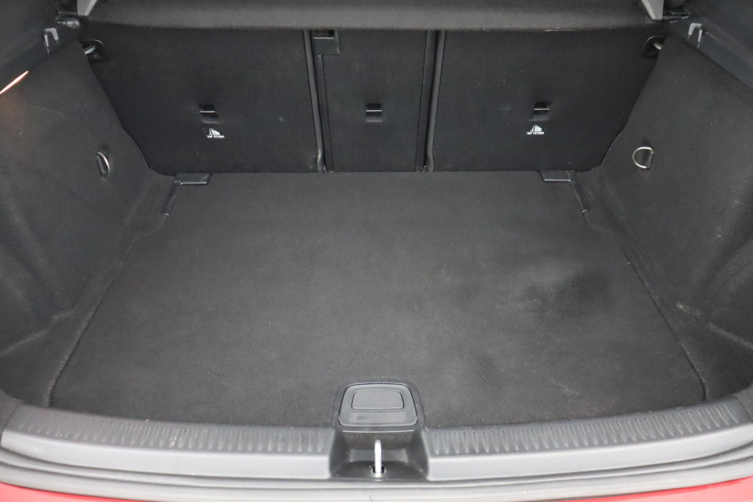 Mercedes-Benz A, 2019
