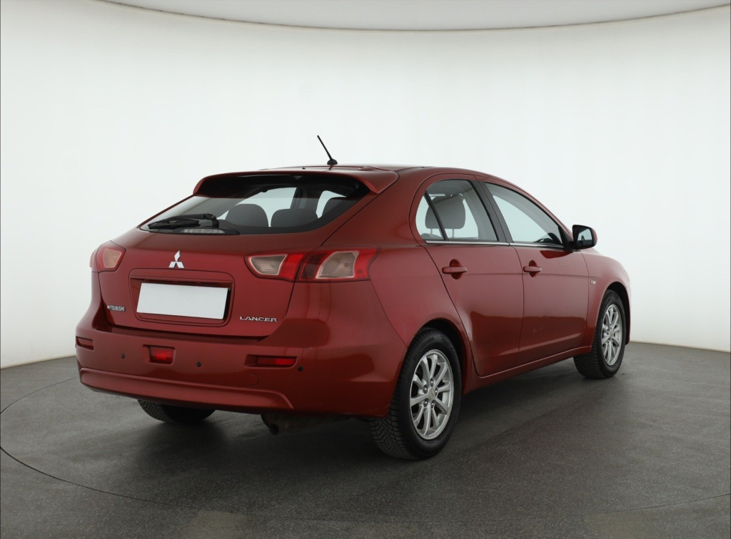 Mitsubishi Lancer