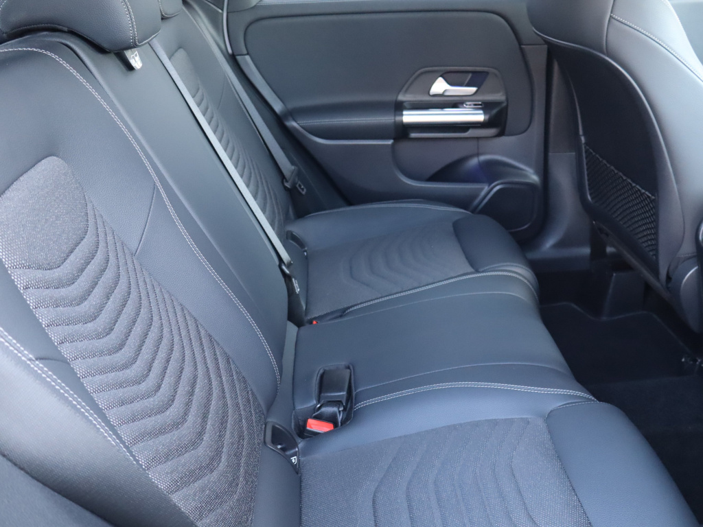 Mercedes-Benz B