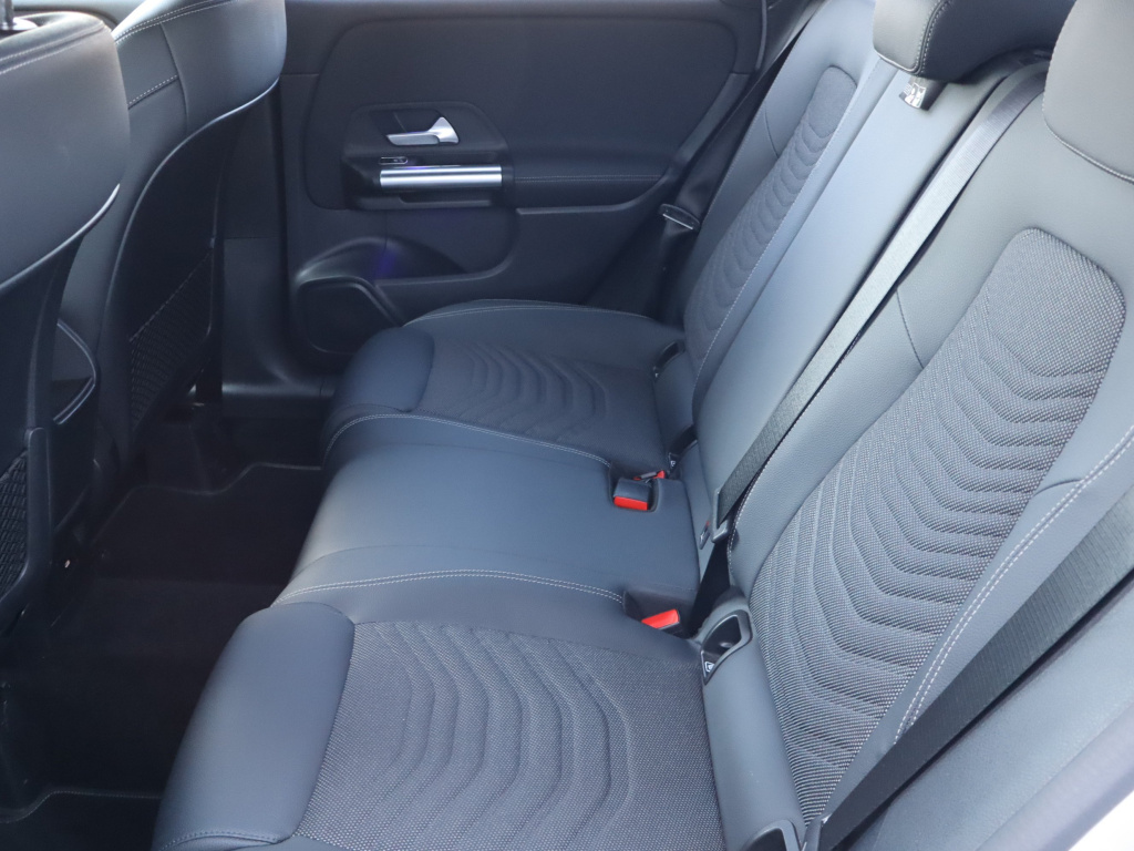 Mercedes-Benz B