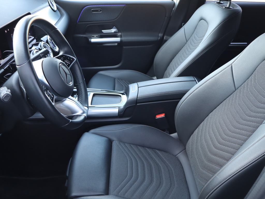 Mercedes-Benz B