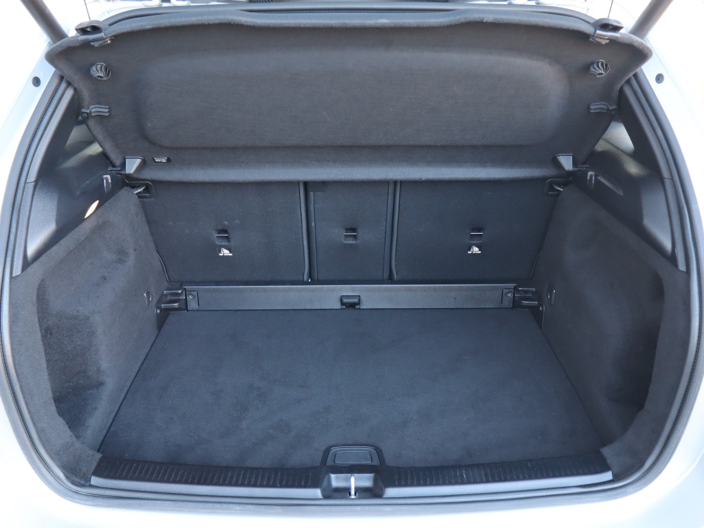 Mercedes-Benz B