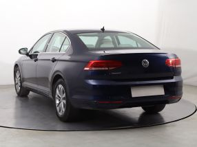 Volkswagen Passat - 2018