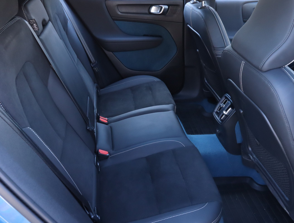 Volvo C40