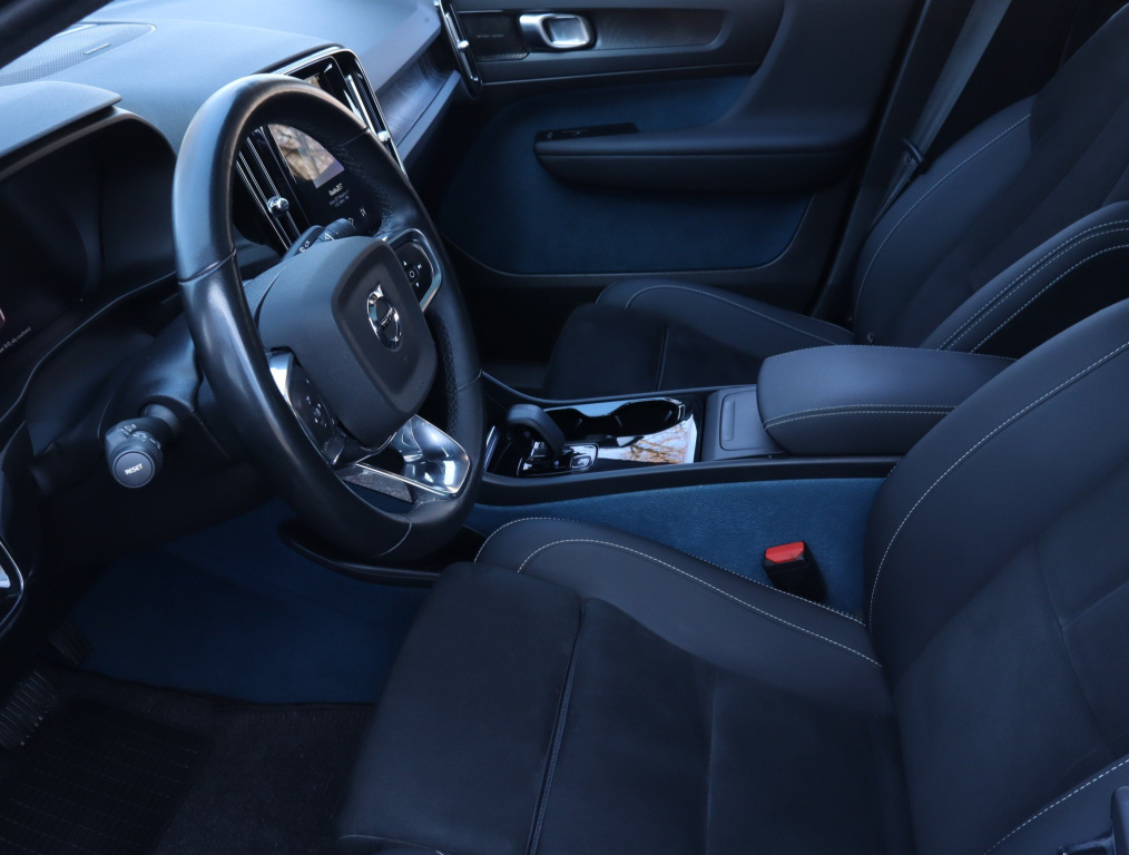Volvo C40