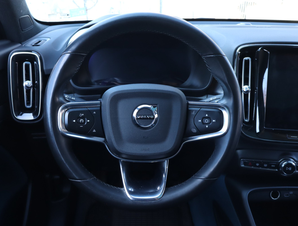 Volvo C40