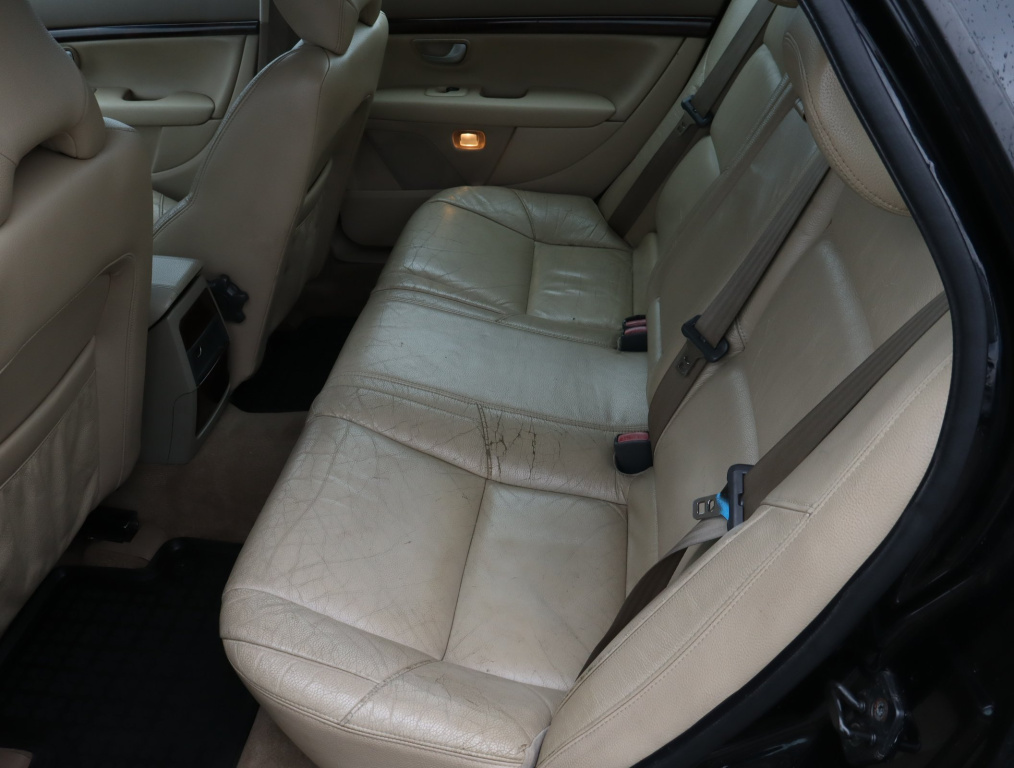 Volvo S80