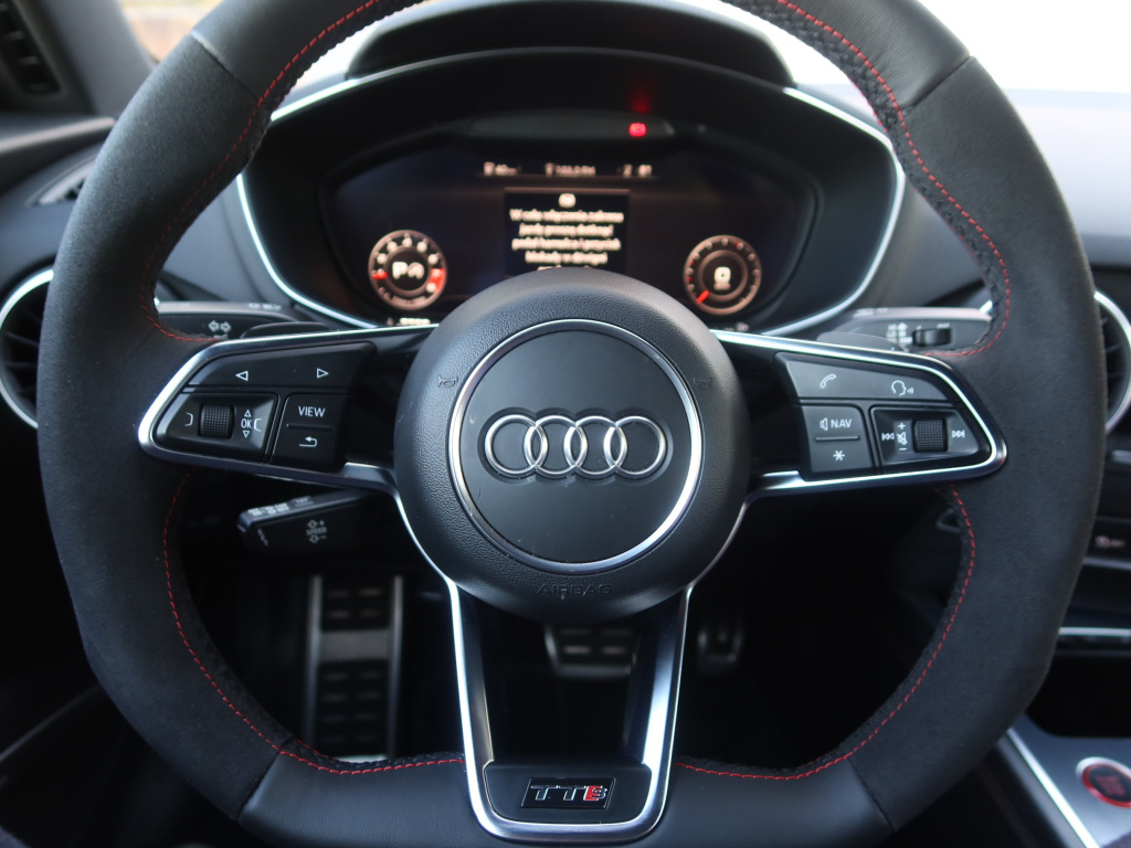 Audi TTS