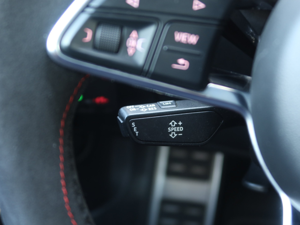 Audi TTS
