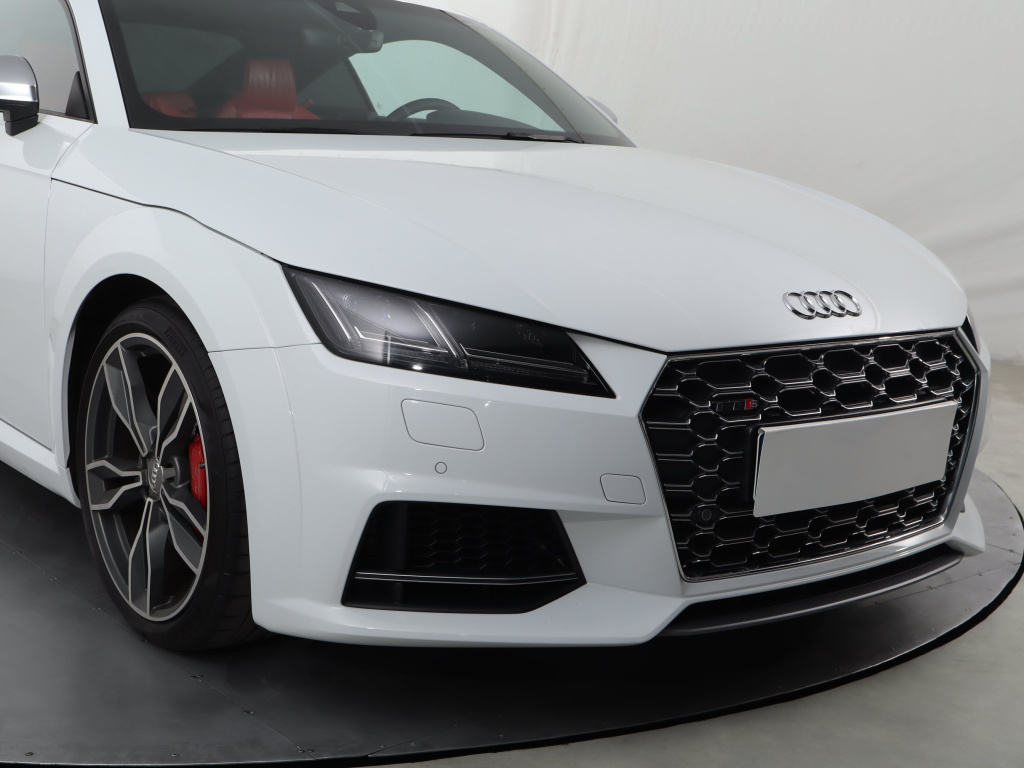 Audi TTS