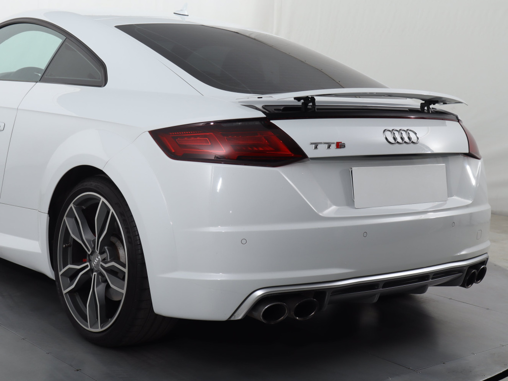 Audi TTS