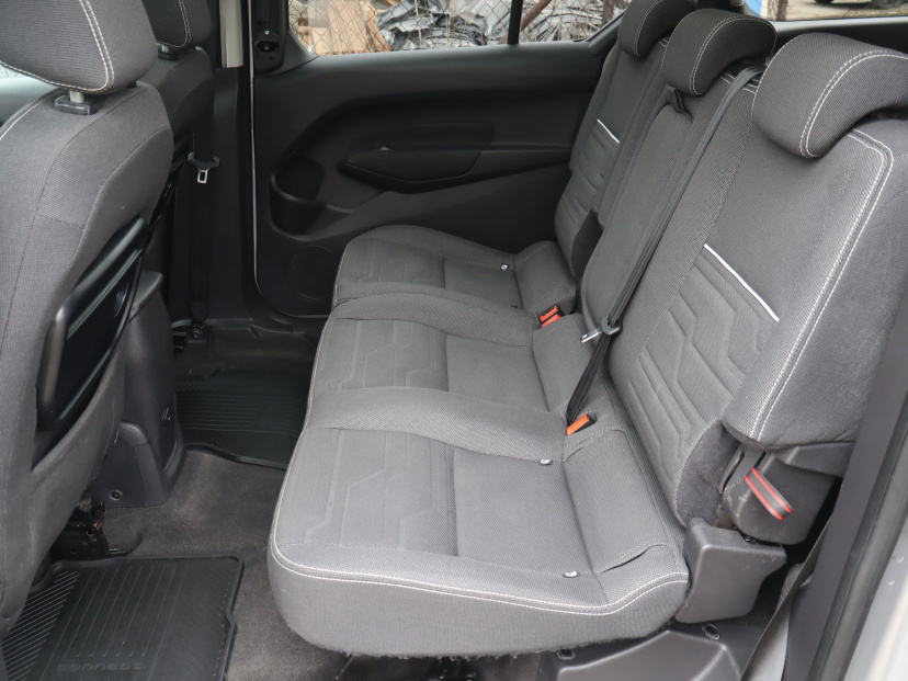 Ford Tourneo Connect, 2016