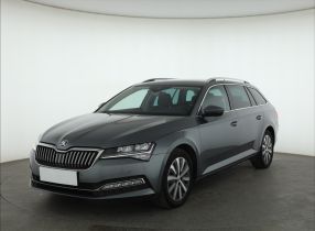 Škoda Superb - 2022