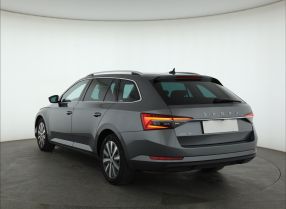 Škoda Superb - 2022