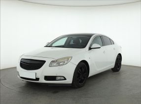 Opel Insignia - 2010