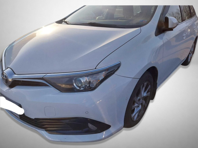 Toyota Auris 2016