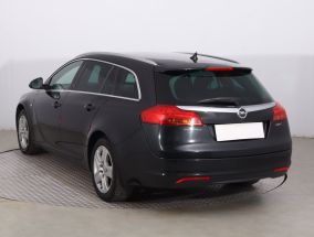 Opel Insignia - 2011