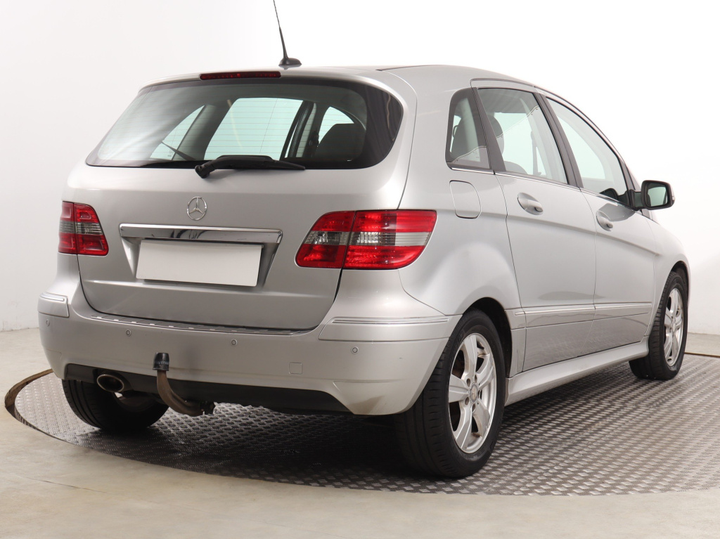 Mercedes-Benz B