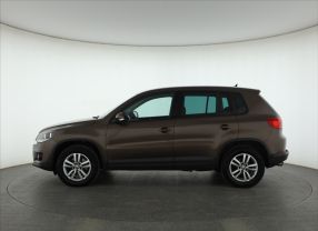 Volkswagen Tiguan - 2012