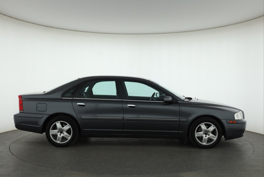 Volvo S80