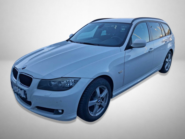 BMW 3 2011