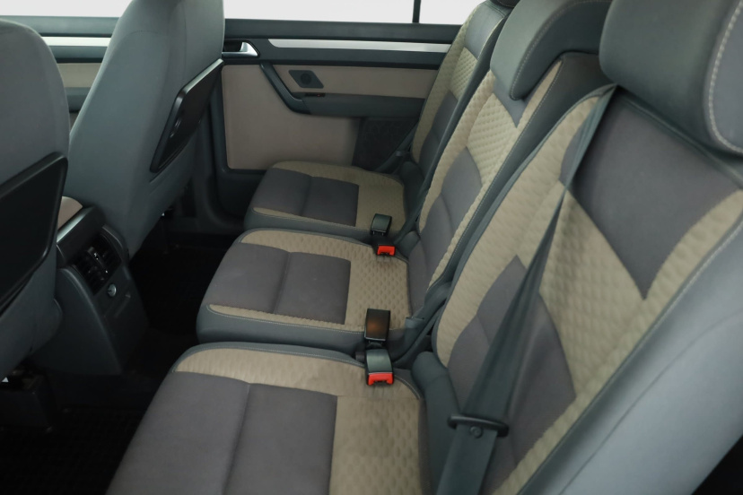 Volkswagen Touran, 2009