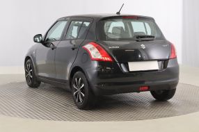 Suzuki Swift - 2011