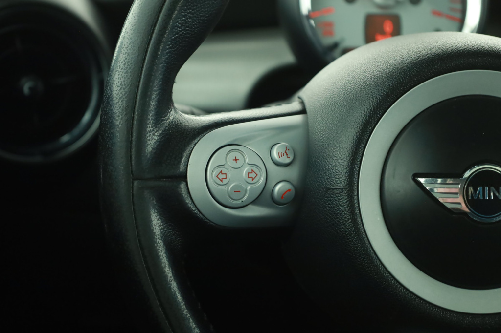 MINI 3-door
