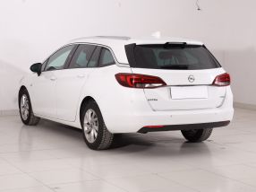 Opel Astra - 2018