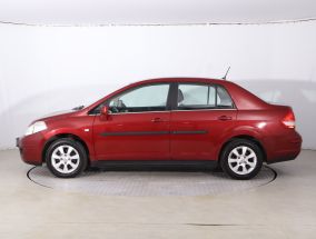 Nissan Tiida - 2009