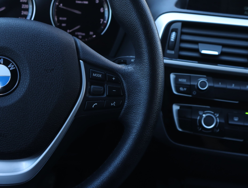 BMW 1
