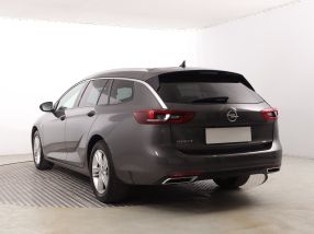 Opel Insignia - 2022