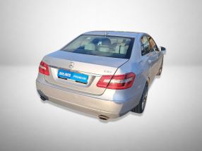 Mercedes-Benz E - 2009