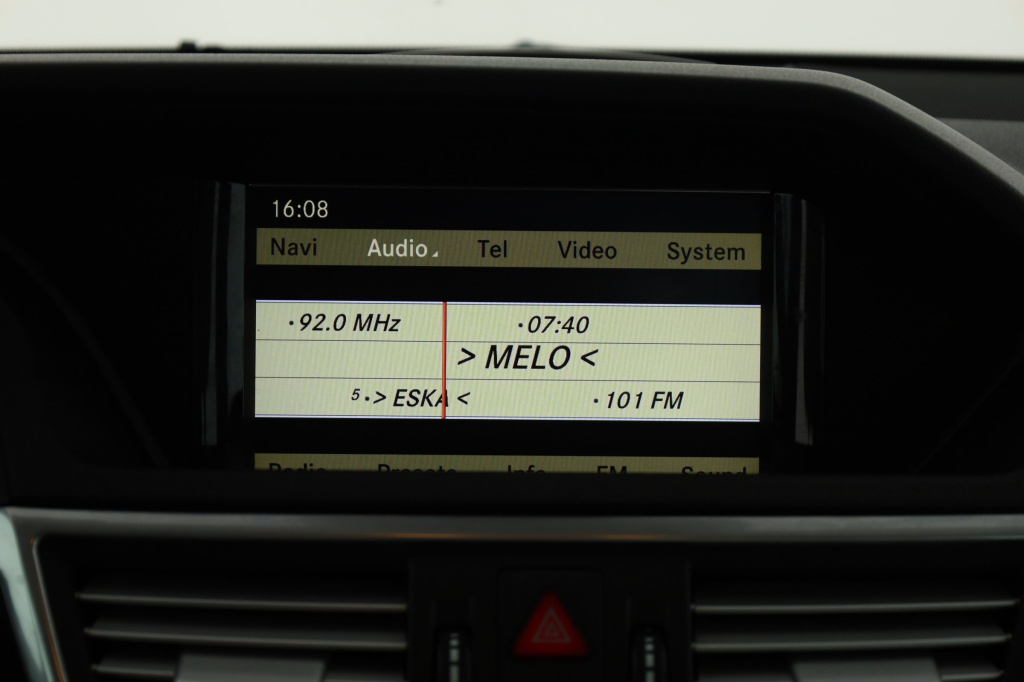 Mercedes-Benz E