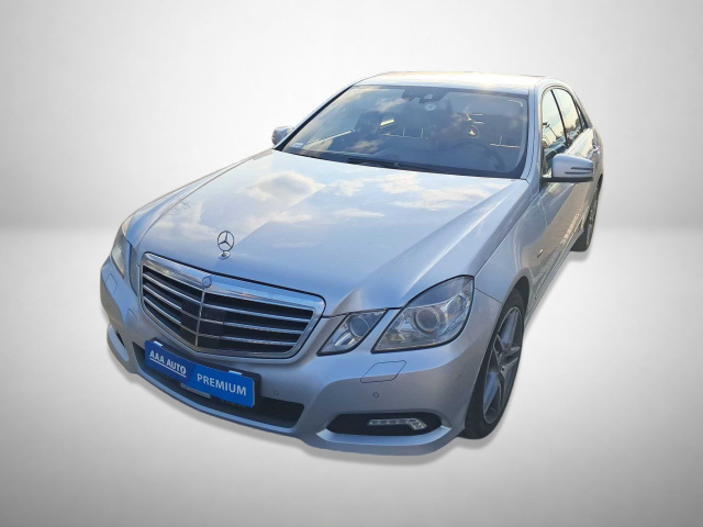 Mercedes-Benz E 2009