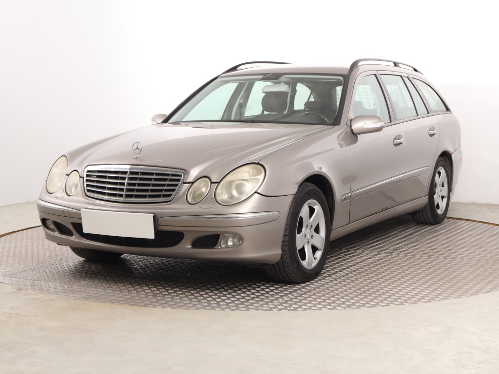 Mercedes-Benz E